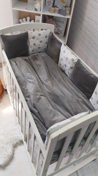 Велюровий набір у ліжечко на три сторони Сердечка сірі Velyurovyy nabir Serdechka siri фото