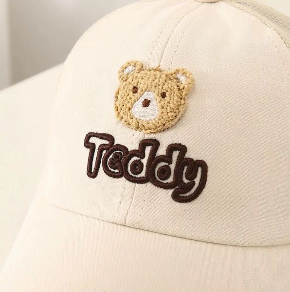 Дитяча бейсболка Teddy Біла beysbolka Teddy Bila 48 фото