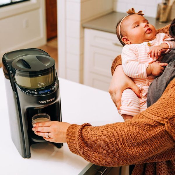 Машина для приготовления детской смеси Baby Brezza Formula Pro Advanced, черный FRP0131 фото
