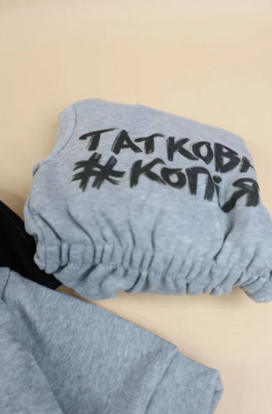 Комфортний комбінезон із тринитки на флісі Таткова копія з вушками Для хлопчиків Сірий B-Siryy 56 фото